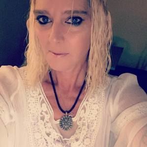 Meet your Posher, Tonya